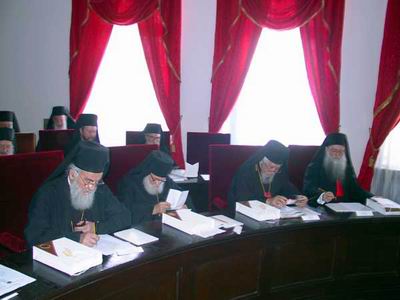 Sinod of Bishops of the SOC at work, May 2002
