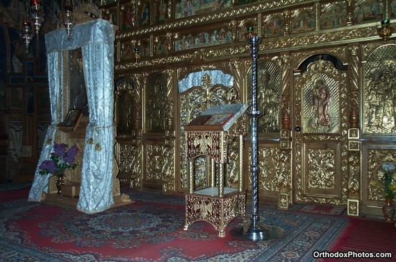 Inside the Church of the Petru Voda Monastery, Iasi, Romania (4)