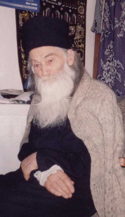 Fr. Iustin in his cell (3)