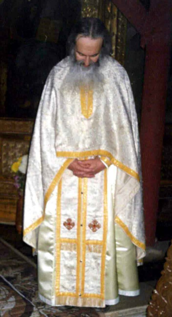 Fr. Rafail during the Divine Liturgy - St. Nicholas Church, Bucharest, 2002 (2)