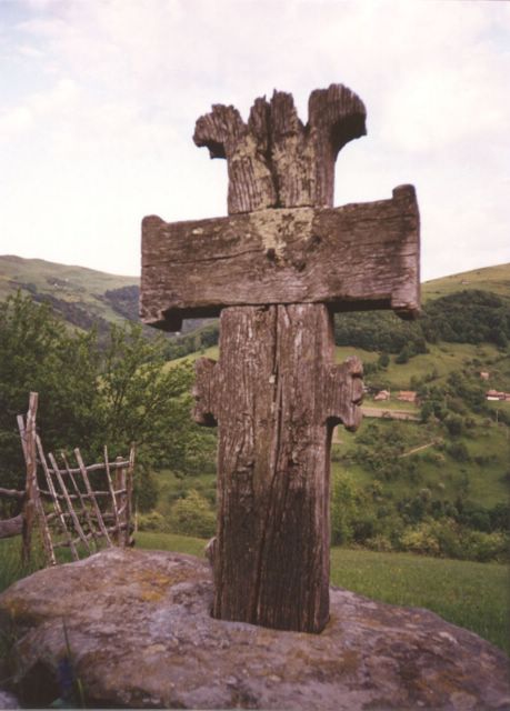 Wooden Cross - 'Valea Larga' village