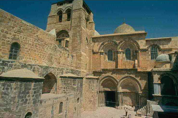 Church square and Entrance in The Church