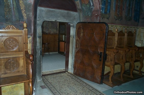 Inside the Church of the Cetatuia Monastery, Iasi, Romania (19)