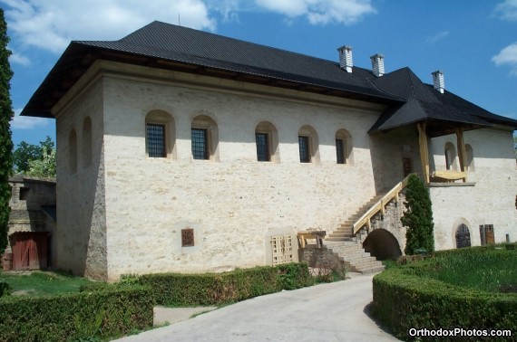 Cetatuia Monastery, Iasi, Romania (11)