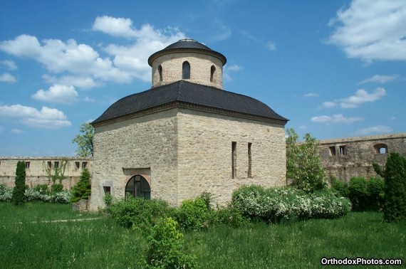 Cetatuia Monastery, Iasi, Romania (17)