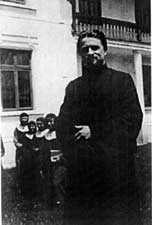 Fr. Iulian Stoicescu - Romania (8)