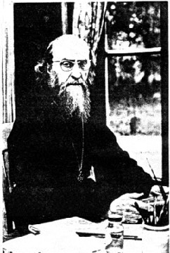 Fr. Sophrony in his cell (1960) (11)