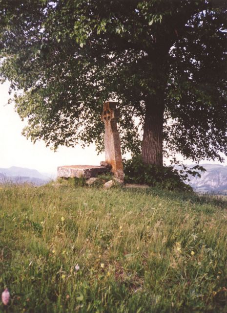 Cross made from oak tree