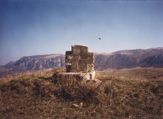 Broken Cross - 'Bedeleu' mount