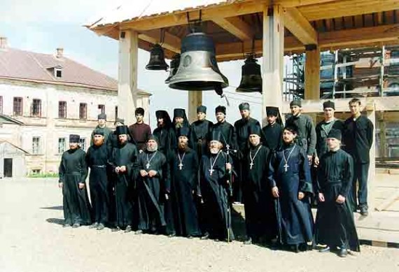 Group picture of russian fathers (1)